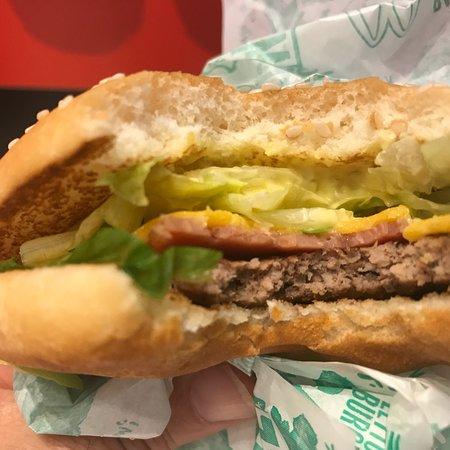 McDonald's Aeon Mallosaka Dome City